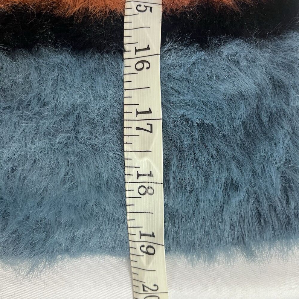 Almost Famous Two Piece Fuzzy Sweater Large and Skirt Medium Y2K - Picture 5 of 8